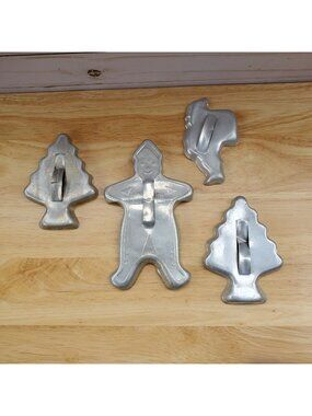 Set Of 4 Vintage Aluminum Christmas Cookie Cutters Gingerbread Santa 2 Trees